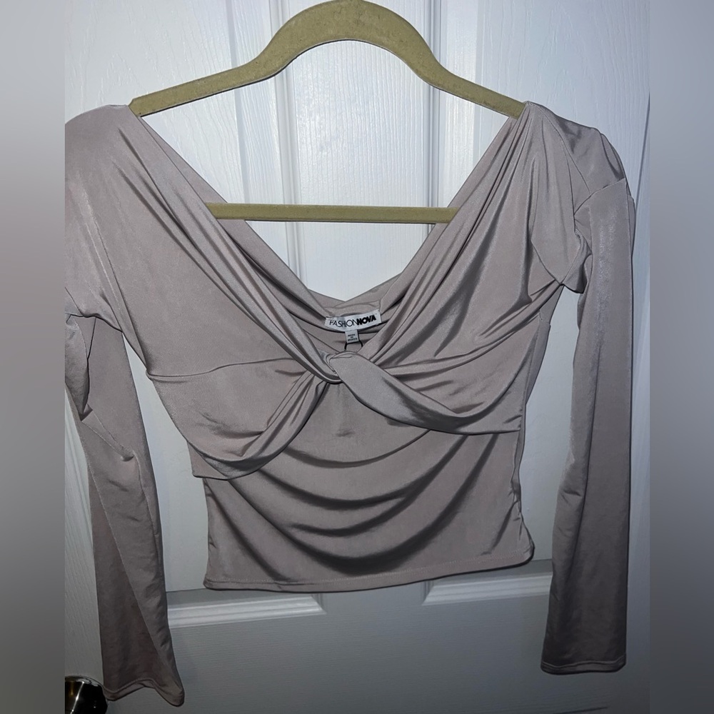 Fashion nova twist top